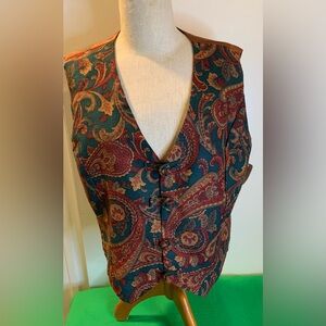 SIDNEY DANIEL.Paisley Patterned Vest.
Size M